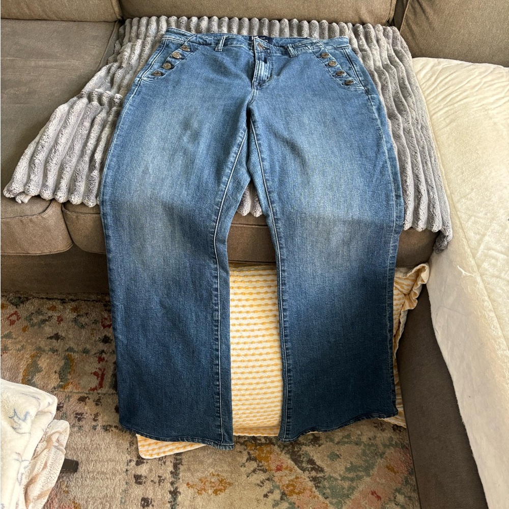 GAP Light-Mid Wash Wide Leg Jeans with Decorative Buttons